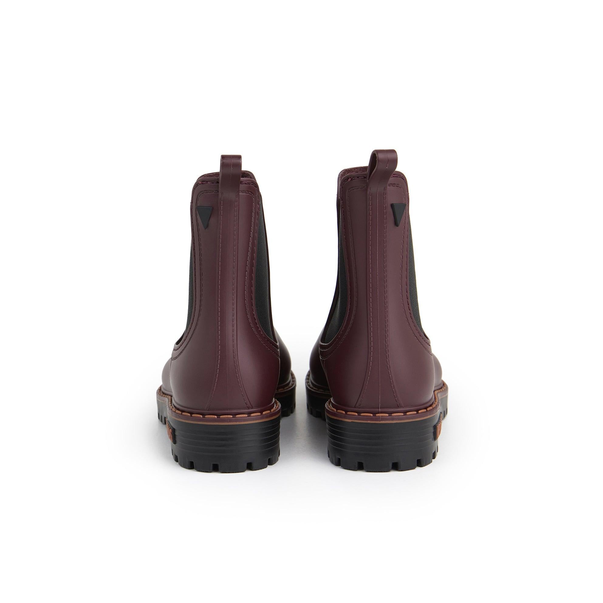 Verbenas Gaudi Countryside women's Burgundy Waterproof Chelsea Boots, rear view.