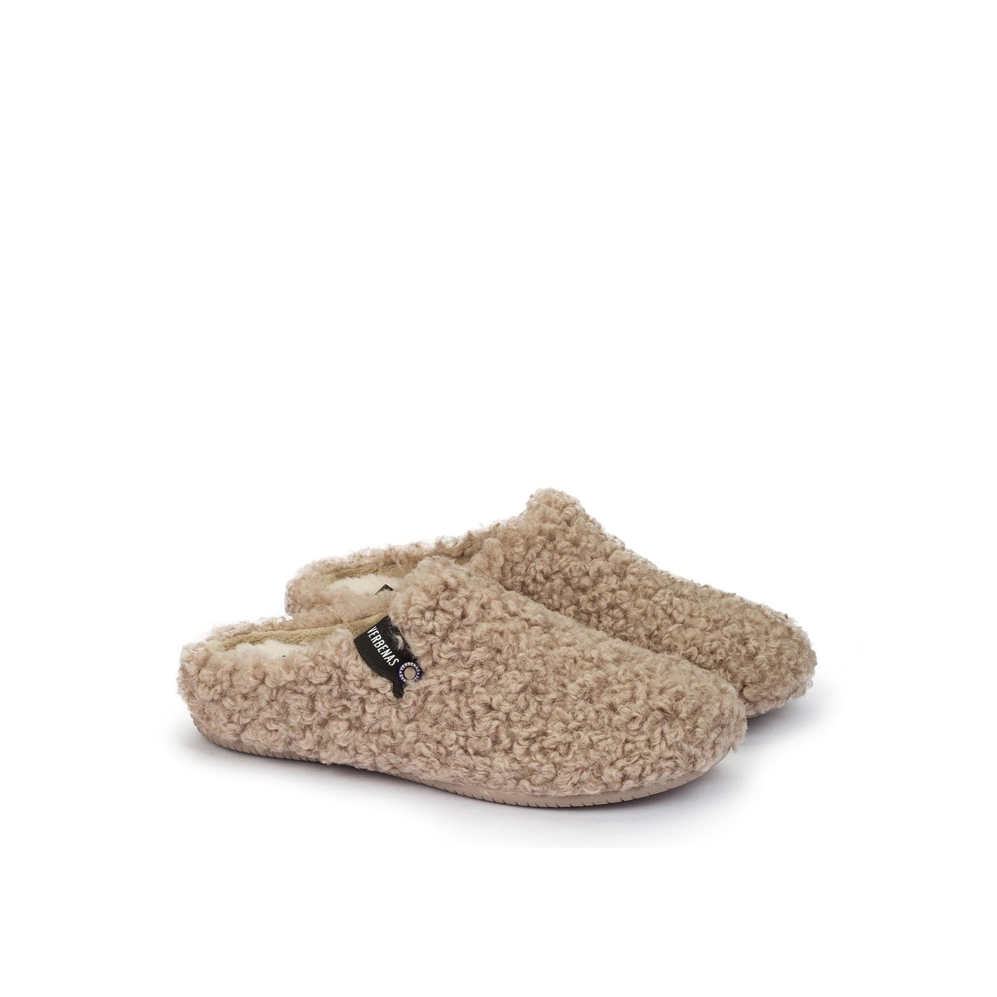 Verbenas York Curly women's Camel Slippers, pair view.