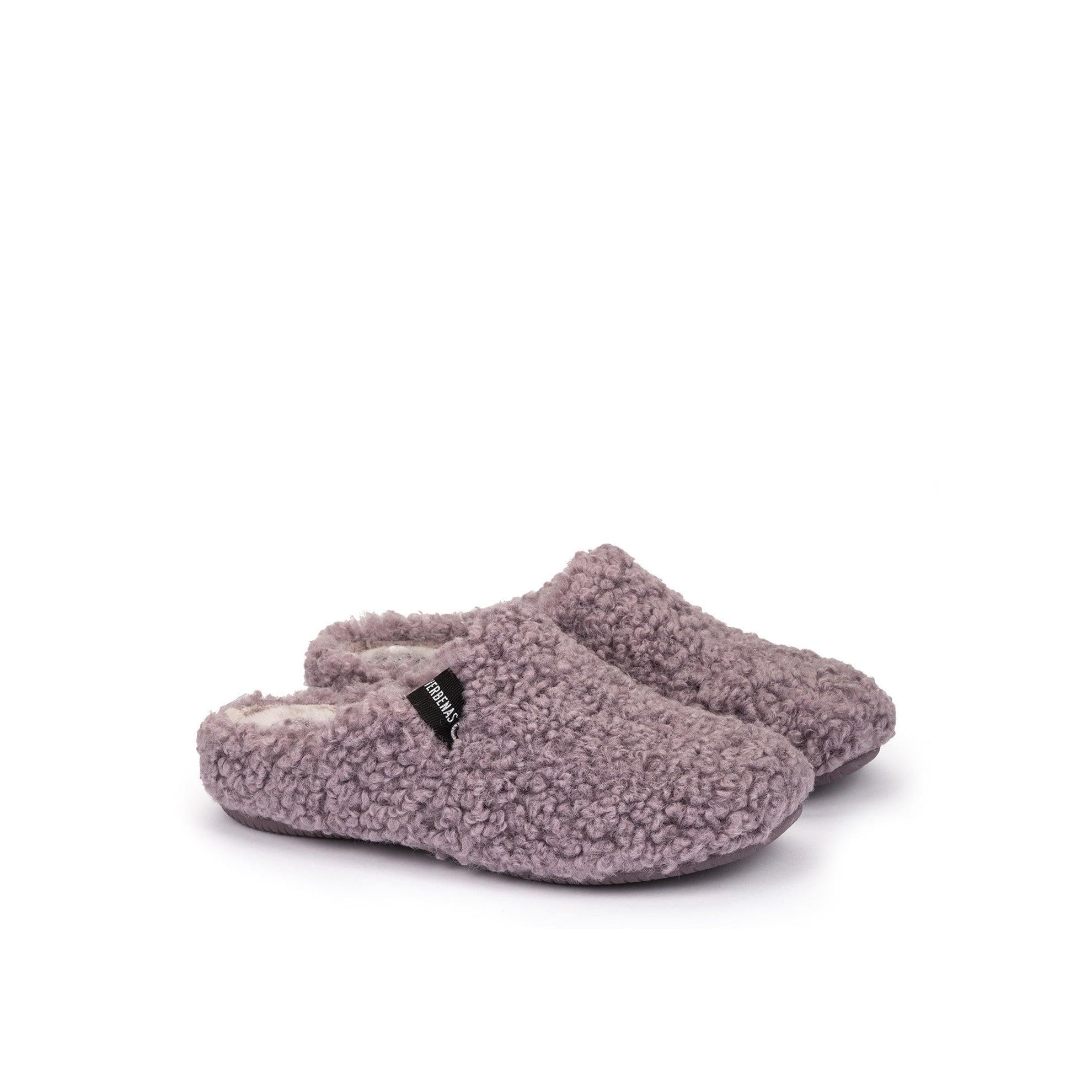 Verbenas York Curly women's Lilac Slippers, pair view.