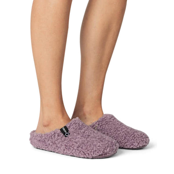 Verbenas York Curly women's Lilac Slippers, worn on foot.