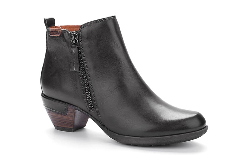 Pikolinos 902-8900 Black Leather Ladies Heeled Ankle Boots - elevate your sole